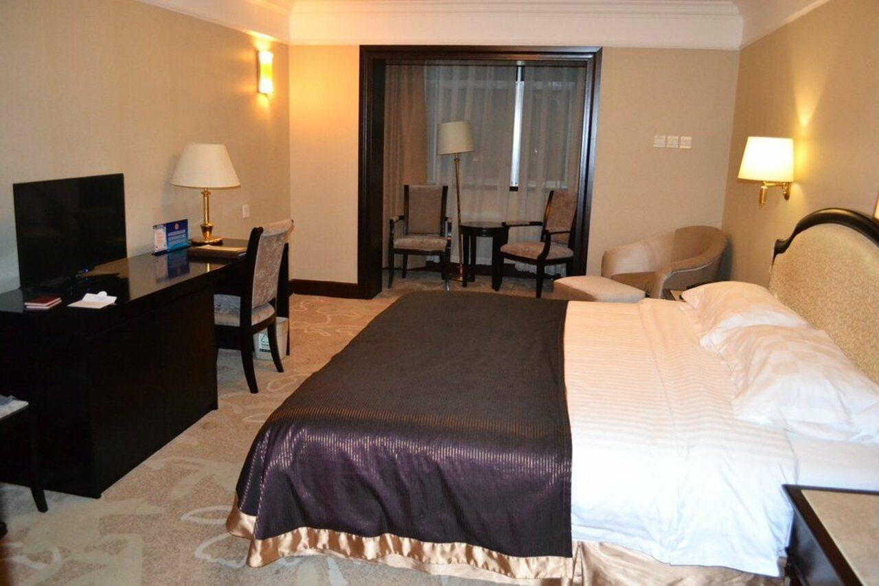 Beijing King Wing Hot Spring Hotel Bagian luar foto