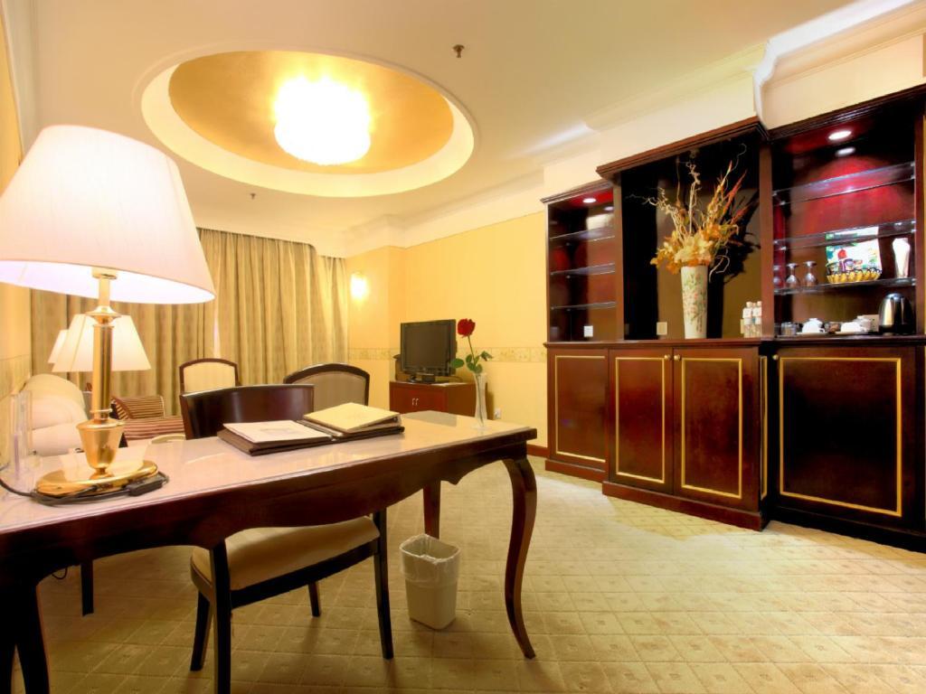 Beijing King Wing Hot Spring Hotel Ruang foto